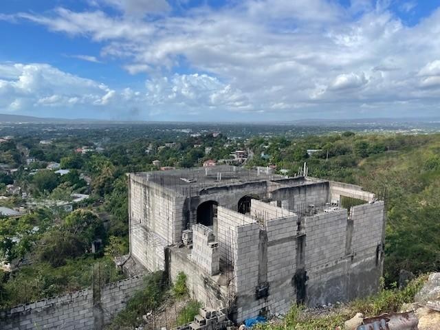 VICTORIA ROSE BLVD, MOUNT