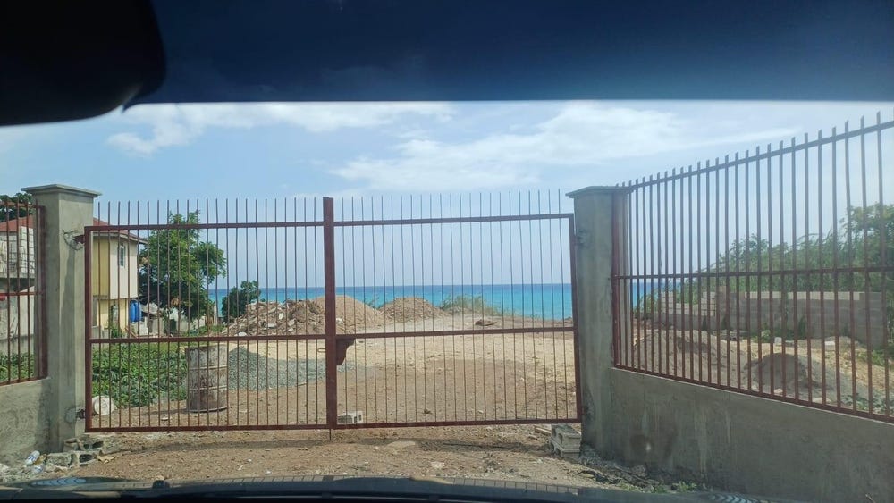 A4, Bull Bay, Saint Thomas Parish