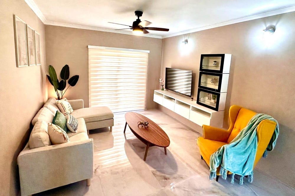 WATERLOO AVENUE, KINGSTON