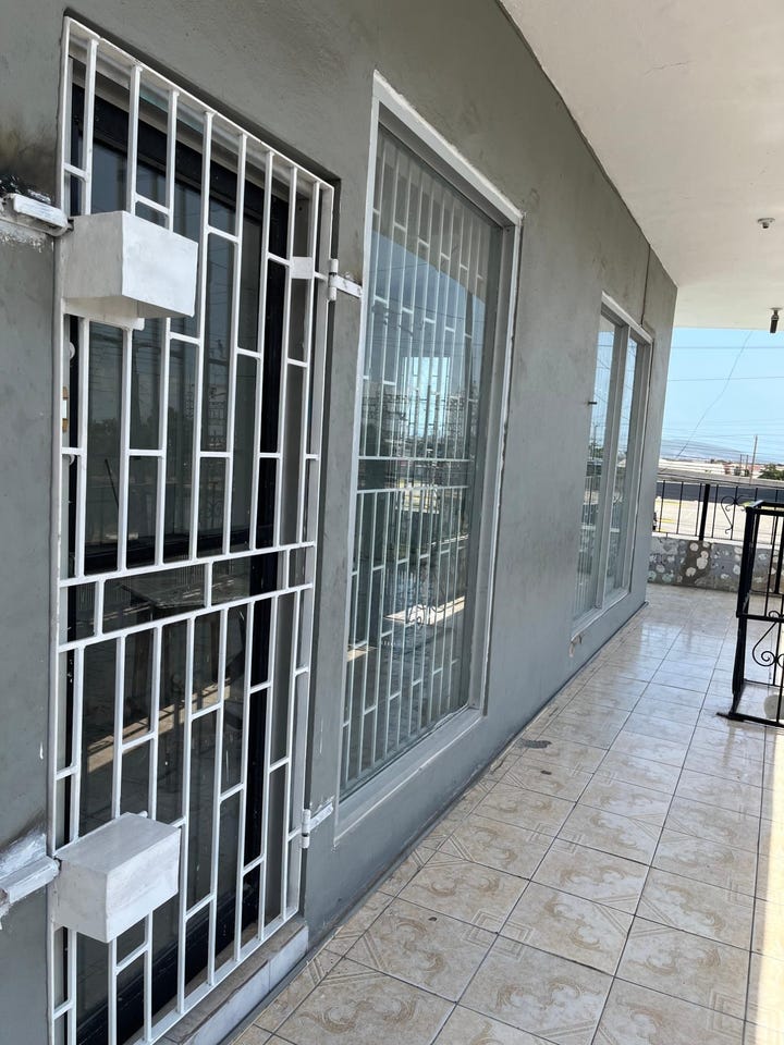 8 OLYMPIC WAY, KINGSTON 11 unit: Upstairs, Kingston 11, St. Andrew