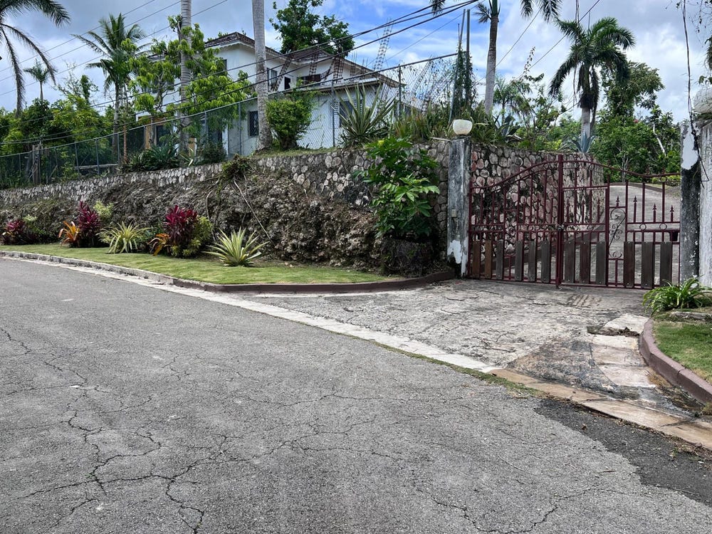 30 MAFFIE DR, Unity Hall, St. James