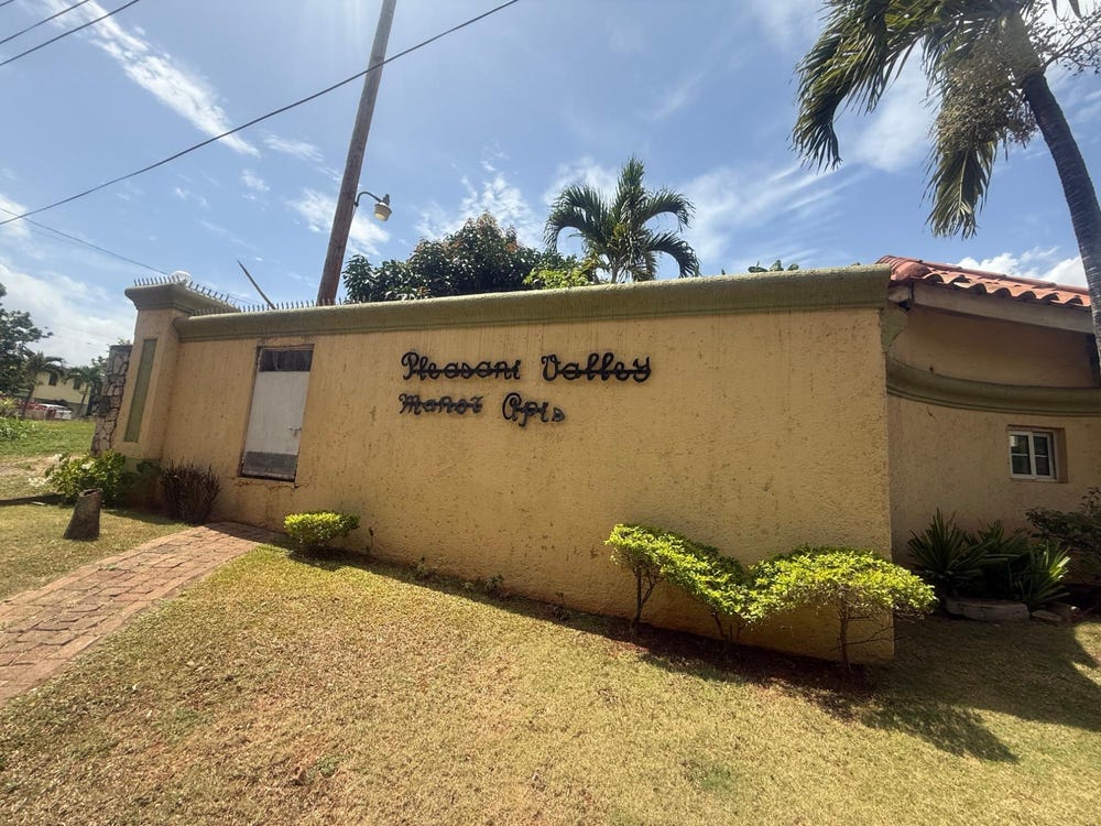 PLEASANT VALLEY MANOR