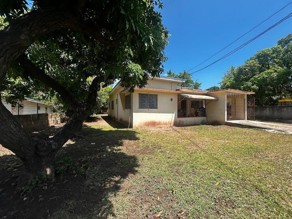 14 GRAYDEN AVENUE, Kingston 10, St. Andrew