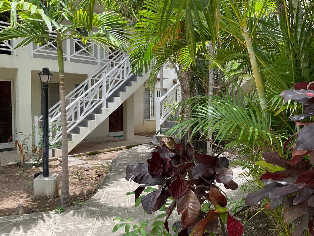 4-12 RENFREW ROAD, Kingston 10, St. Andrew