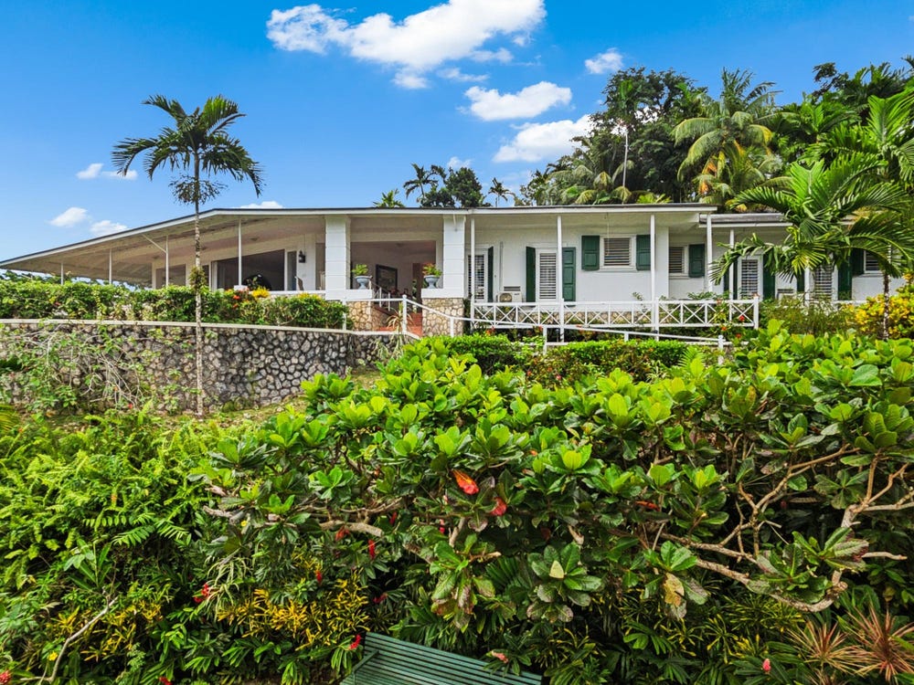 98 SAN SAN ESTATE, SAN SAN, SAN SAN