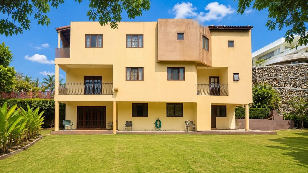 8 PLYMOUTH CLOSE, KINGSTON, Kingston 6, St. Andrew