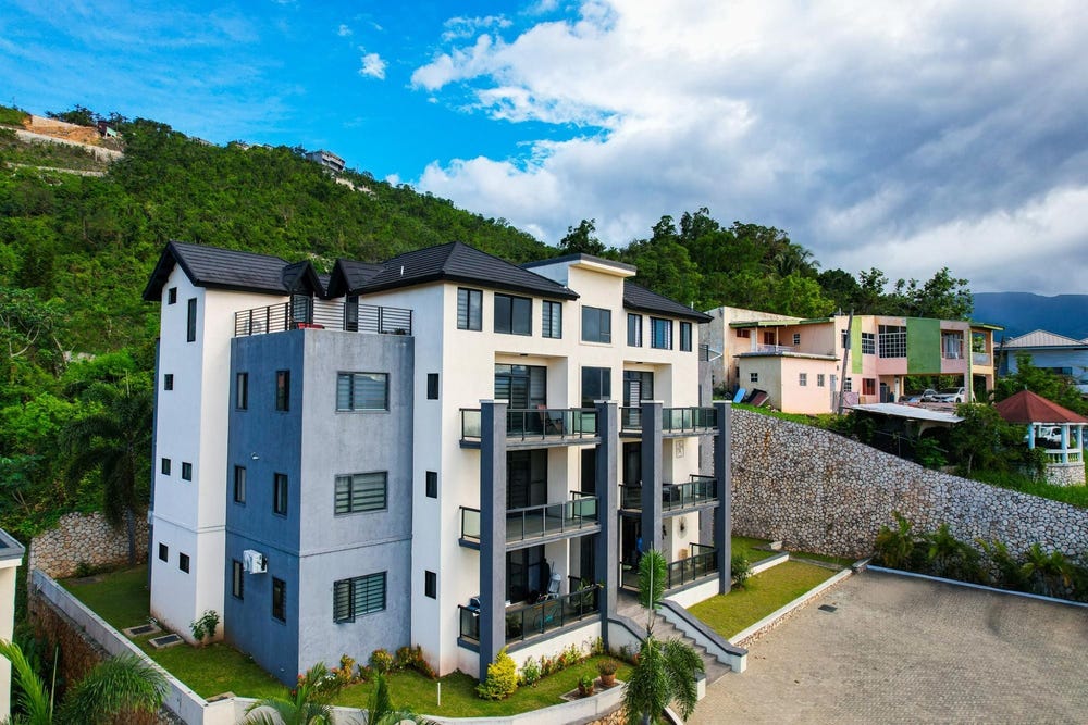 36 W BELLEVUE DRIVE unit: 4, Kingston 19, St. Andrew