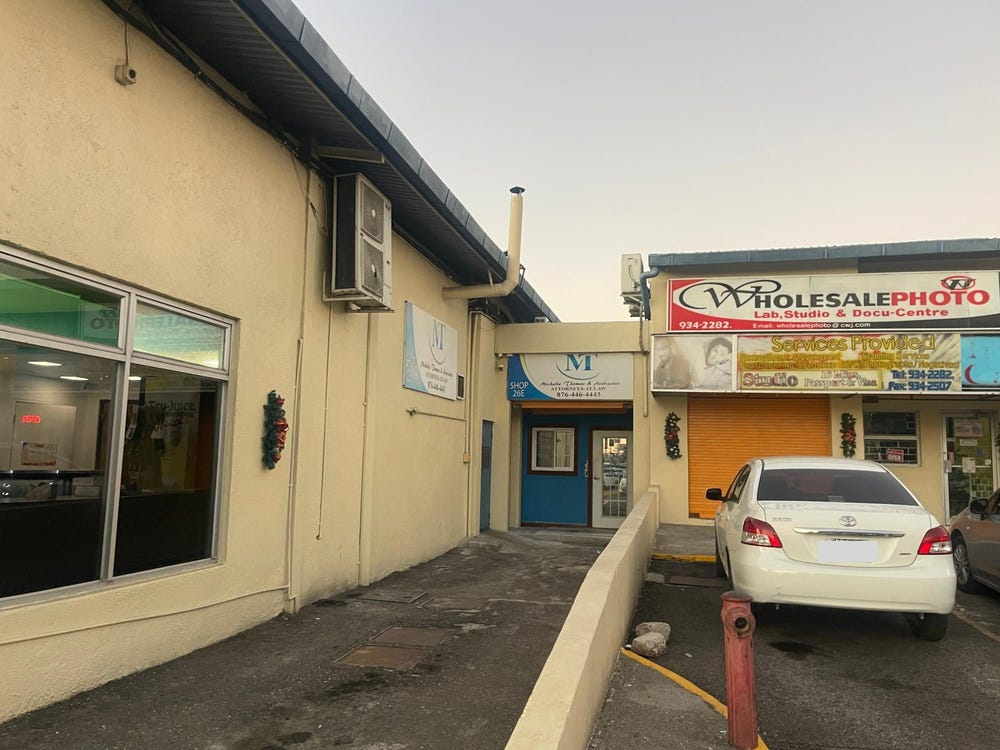 ELMA CRESCENT, Kingston 20, St. Andrew