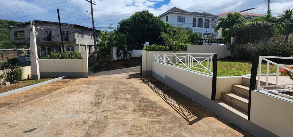 94 VICTORIA ROSE BOULEVARD, Keystone, St. Catherine