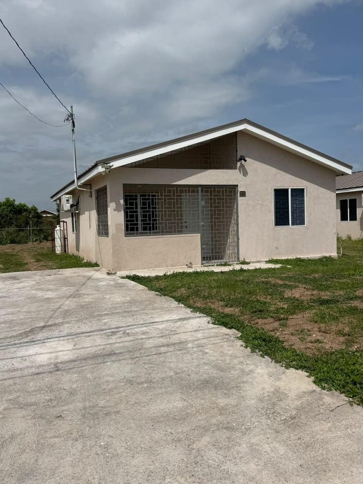 35 ROSEWOOD AVENUE lot: 486, Old Harbour, St. Catherine