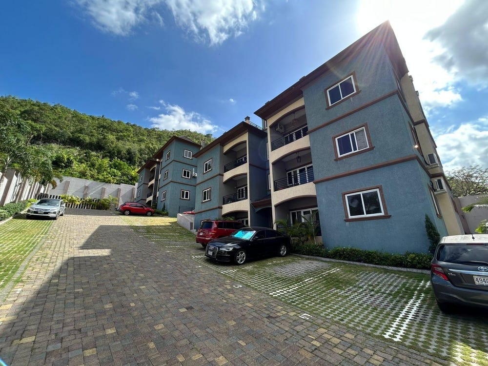 47 BELVEDERE ROAD unit: 9, Red Hills, St. Andrew