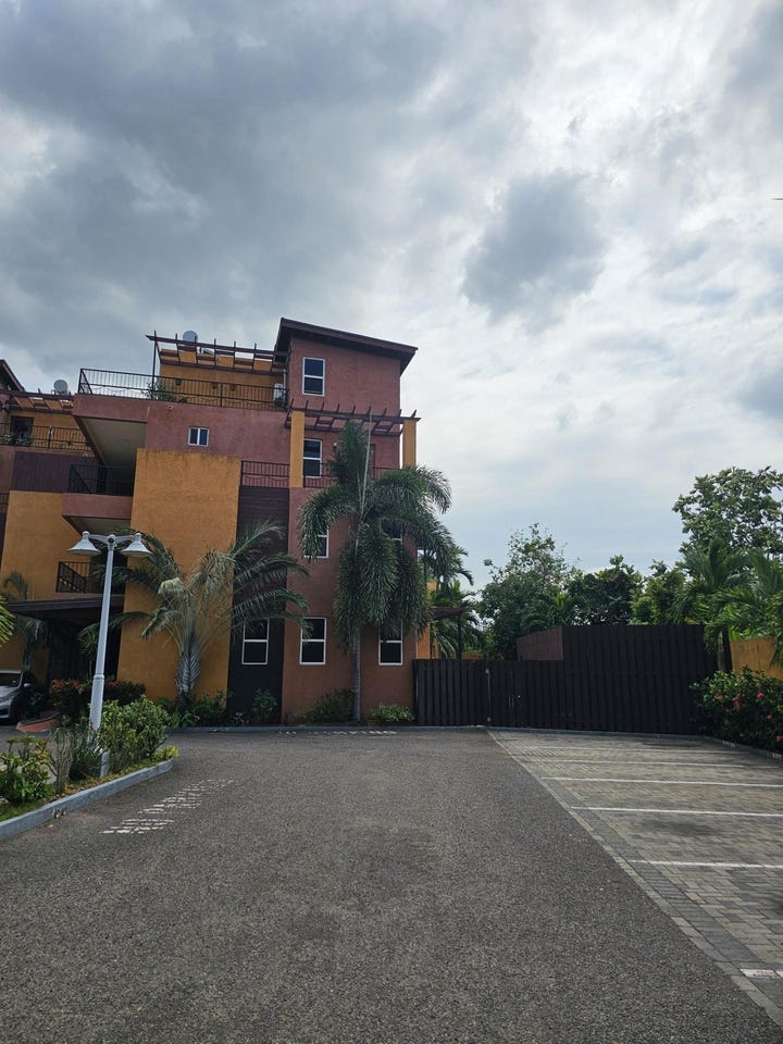 8 DORSETSHIRE AVENUE unit: 24F, Kingston 19, St. Andrew