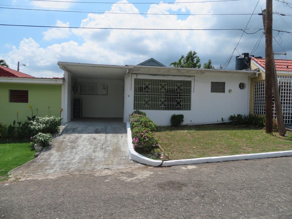 6 WHITTINGHAM CLOSE, KGN 8., Kingston 8, St. Andrew