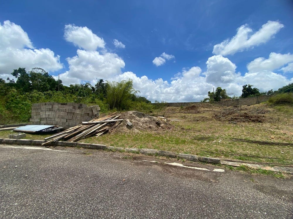 LOT 405 MOORLANDS MANOR