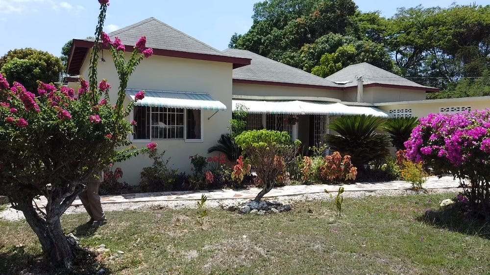 CENTRAL ROAD BLACK RIVER