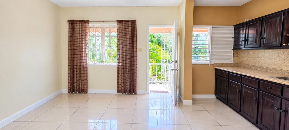 1-2 KINGSLYN AVENUE, Kingston 10, St. Andrew