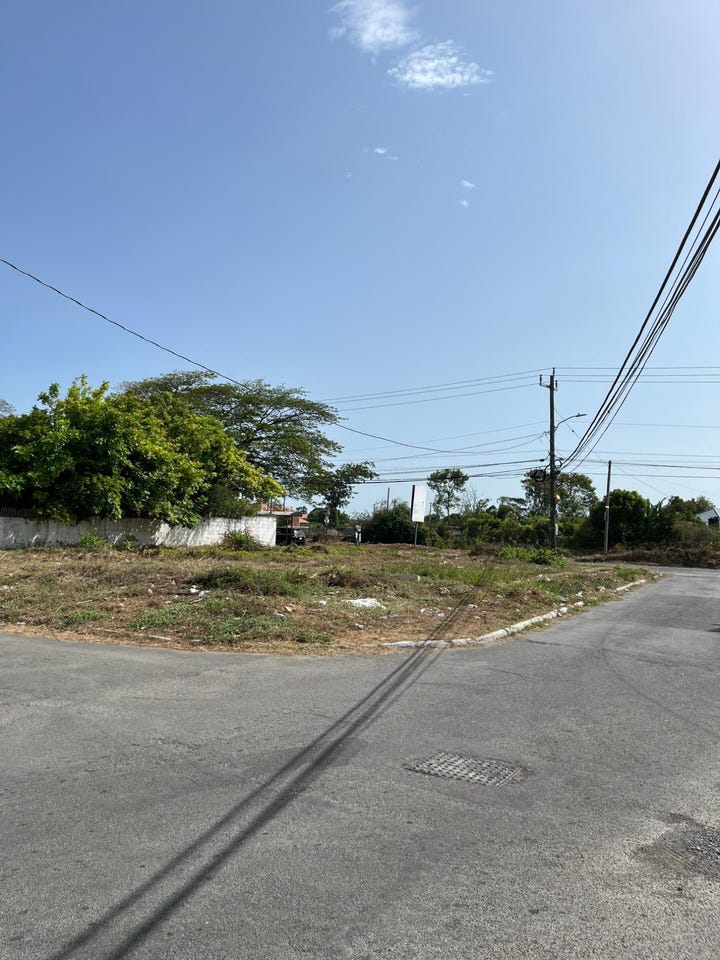 94 Meadowvale Dr, Gregory Park, St. Catherine Parish