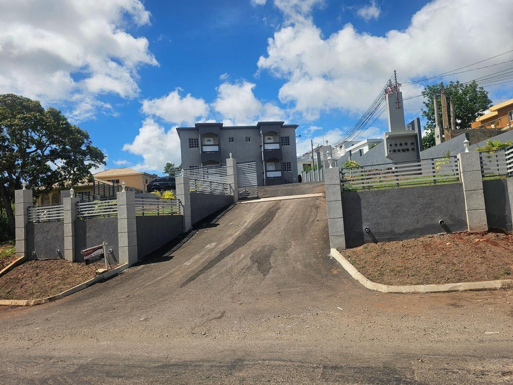 1 KNOCKPATRICK unit: A4, Mandeville, Manchester