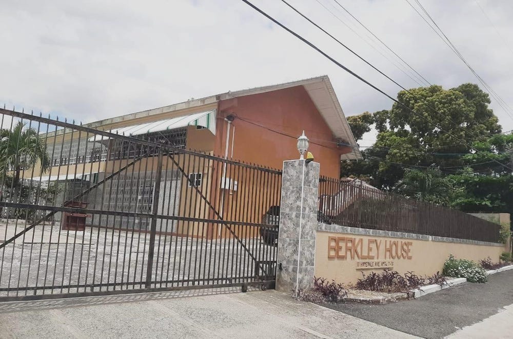 HOPEDALE AVENUE, KINGSTO