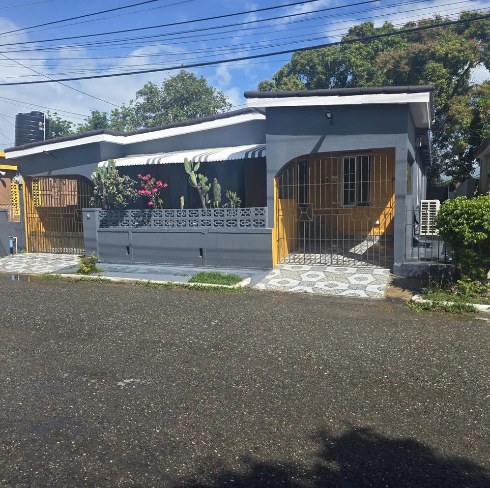 9 MIAMI DRIVE unit: A, Gregory Park, St. Catherine