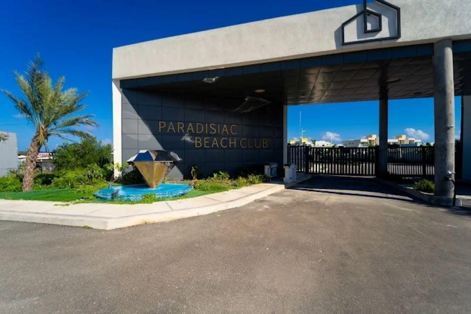 PARADISIAC BEACH CLUB unit: G103, Richmond, St. Ann
