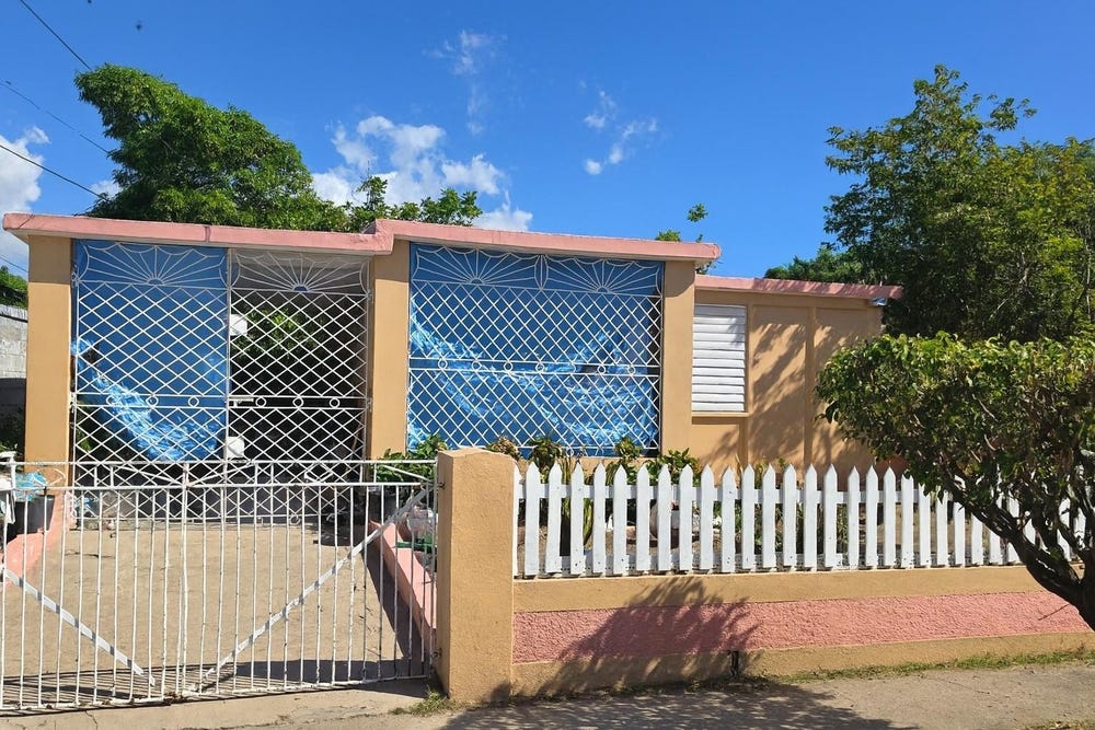 HOMESTEAD AVENUE, PASSAGE