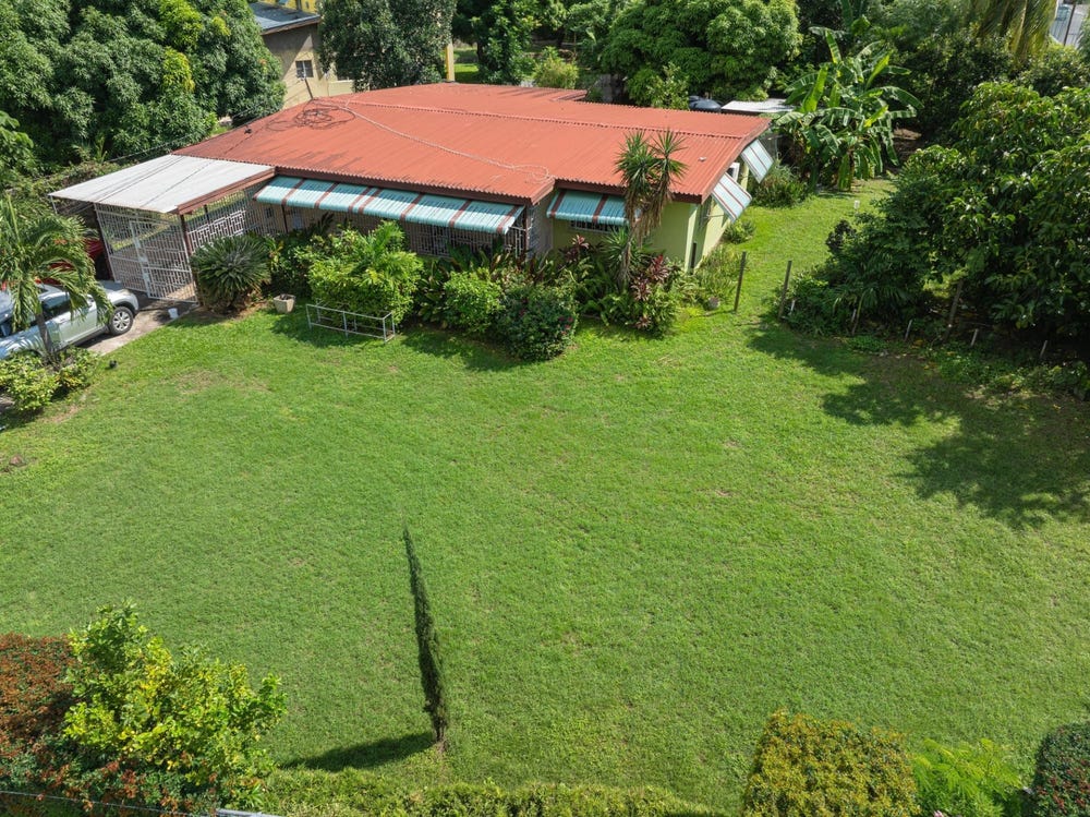 29 BLUE CASTLE DRIVE, Kingston 6, St. Andrew Parish