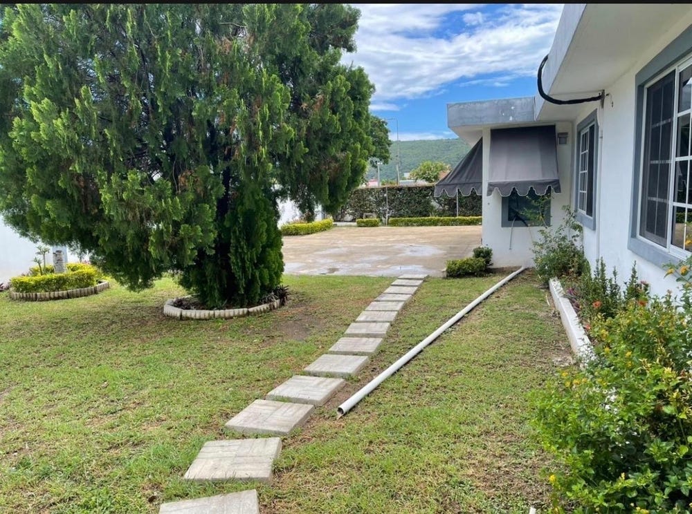 29 GERBERA DRIVE unit: 1, Kingston 6, St. Andrew