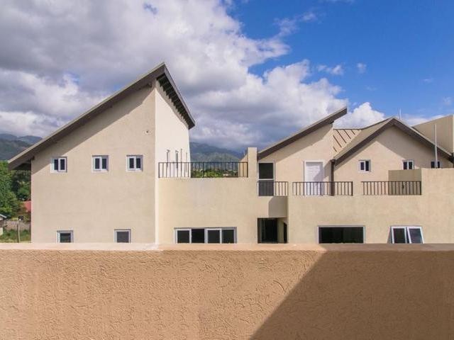 16 SANDHURST CRESCENT unit: 7, Kingston 6, St. Andrew