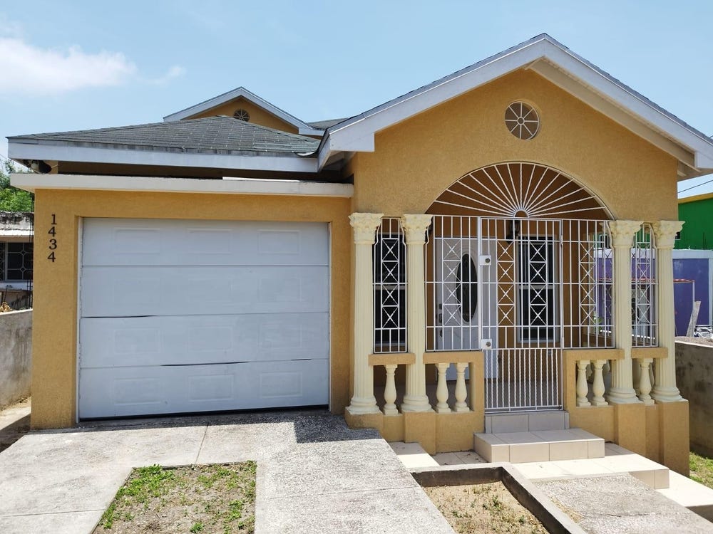 1434 LONGVILLE PARK, Longville Park, Clarendon
