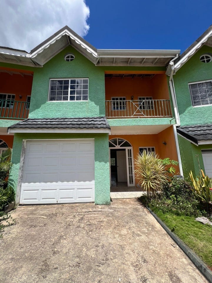 KINGSLAND, SPUR TREE ROAD unit: 14, Mandeville, Manchester