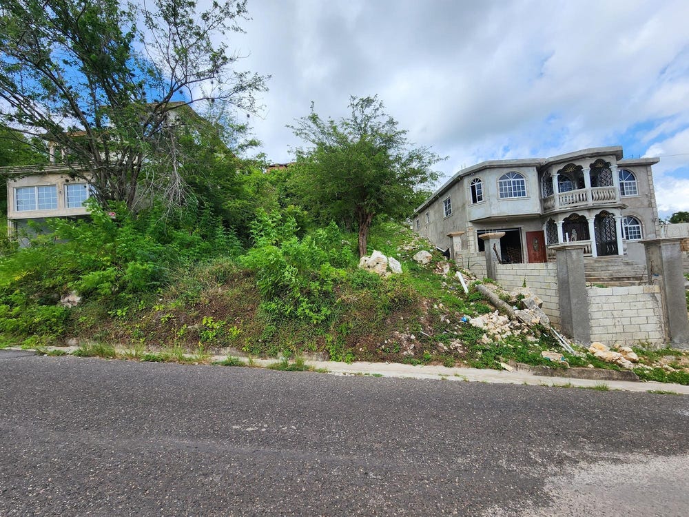 349 HILLVIEW TERRACE, Williamsfield, Manchester