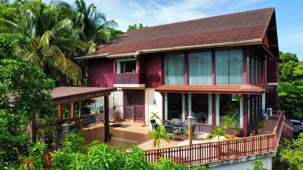 PARK AVENUE /LEADERS AVE.