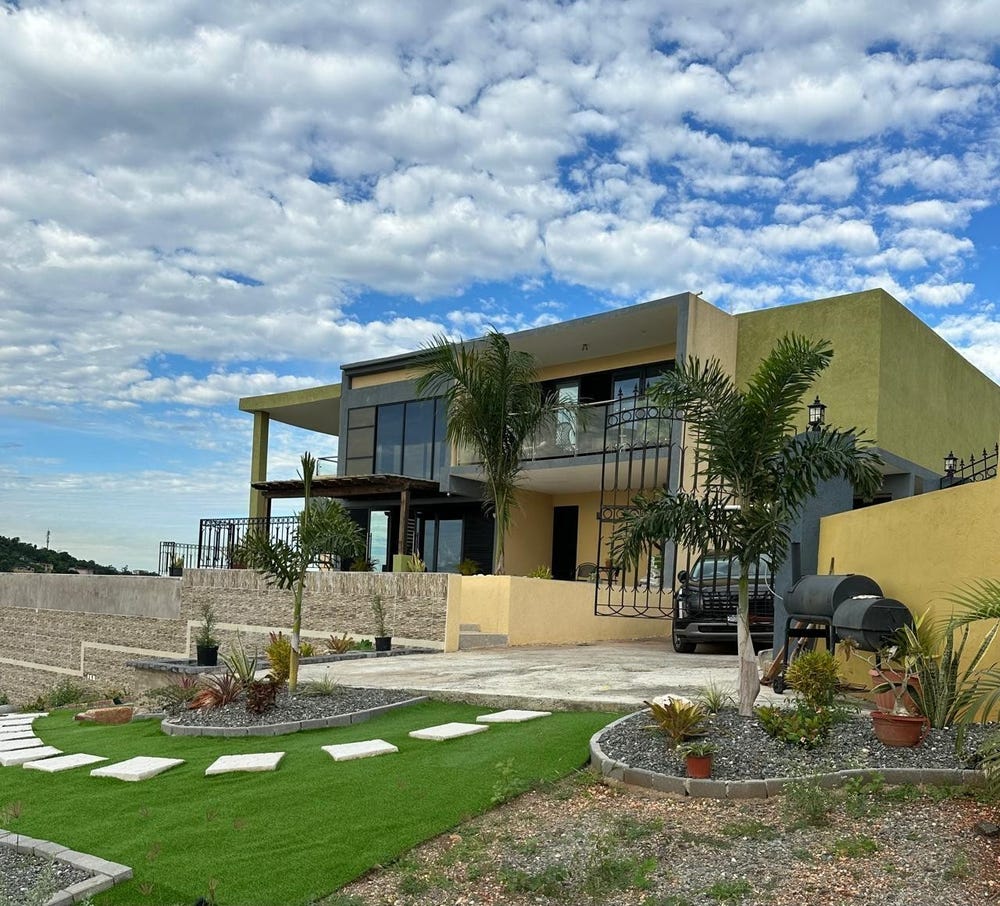 32 AMETHYST DRIVE, GOLDEN AC, Red Hills, St. Andrew